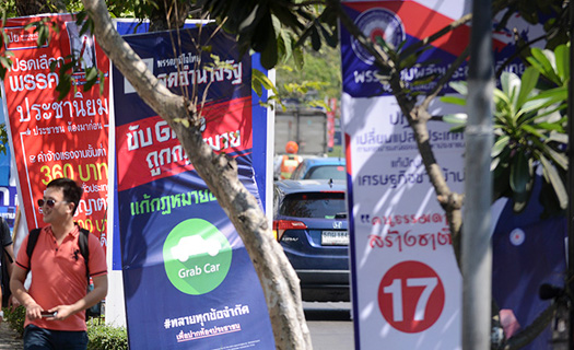 Người dân Thái Lan mong chờ bầu cử sau 8 năm gián đoạn
